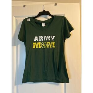 NWT Port and Company Women's Green Army Mom T Shirt Short Sleeve Size Medium